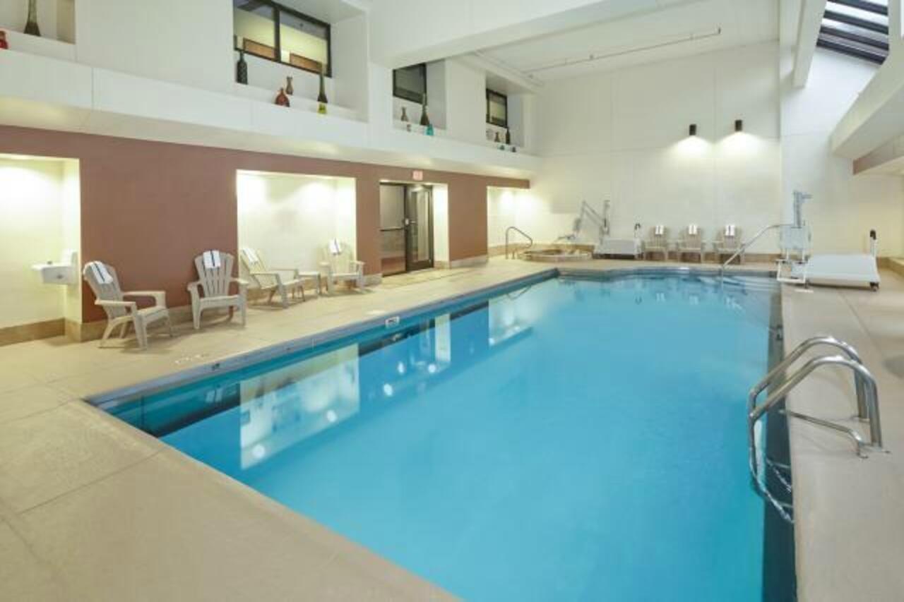 Hampton Inn East Peoria Exteriör bild