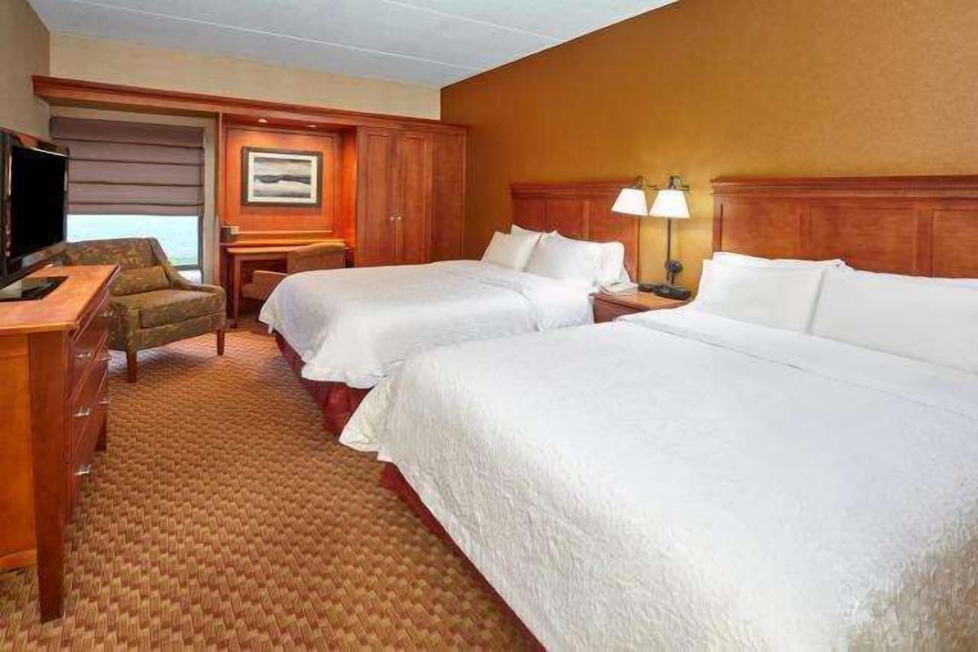 Hampton Inn East Peoria Exteriör bild