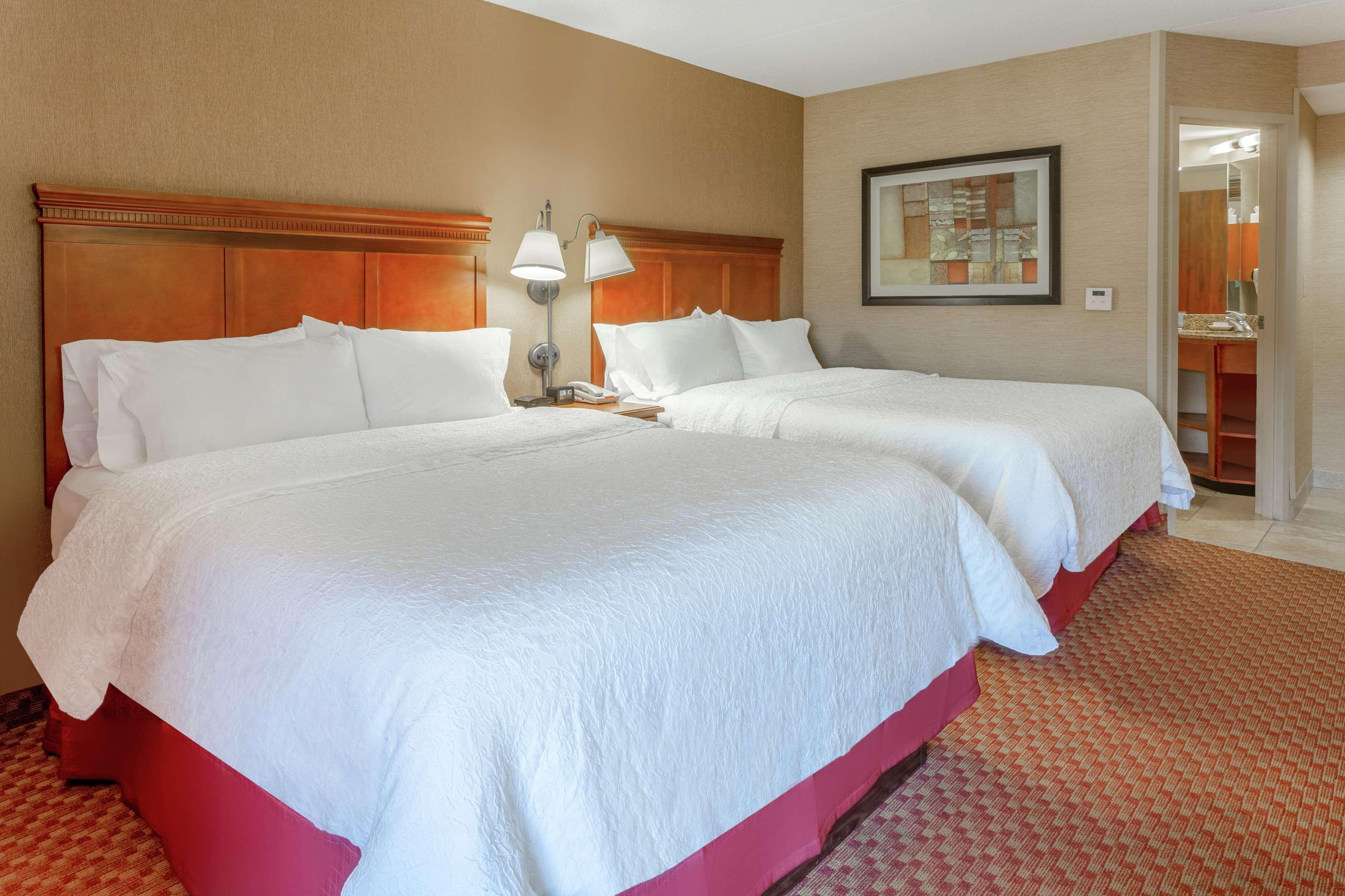Hampton Inn East Peoria Exteriör bild