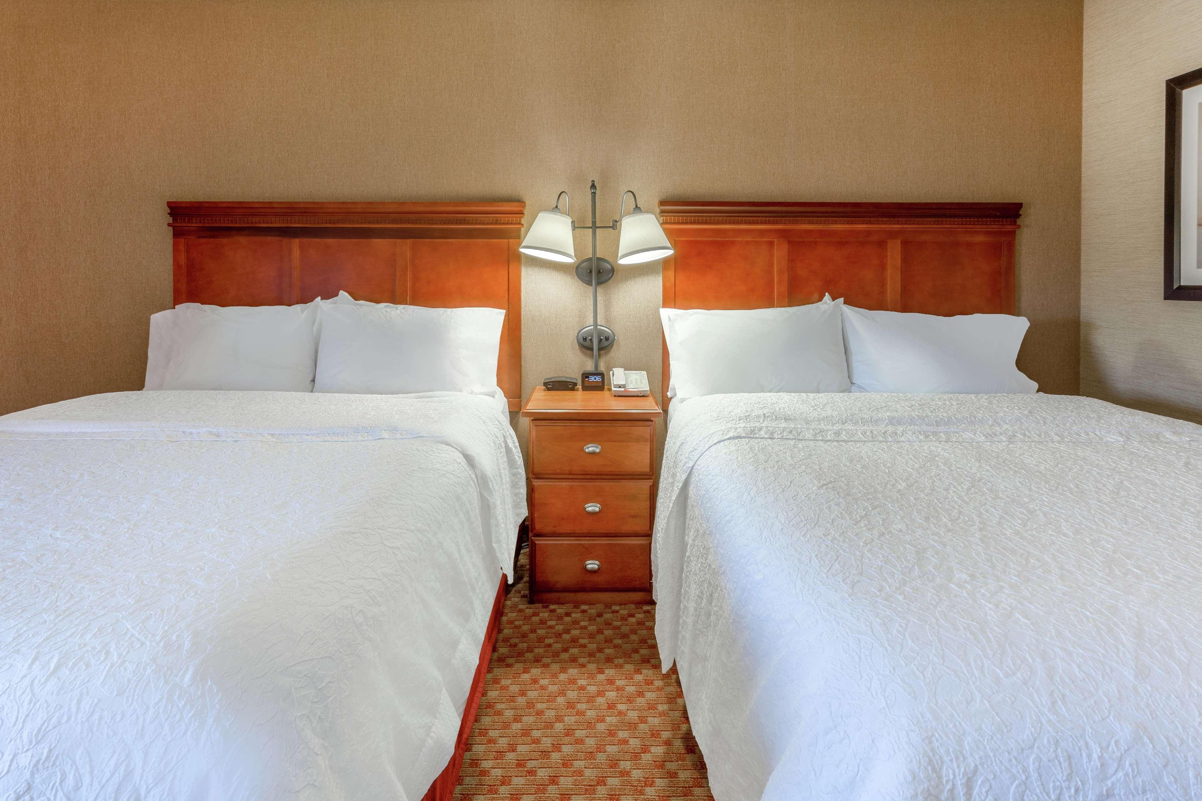 Hampton Inn East Peoria Exteriör bild