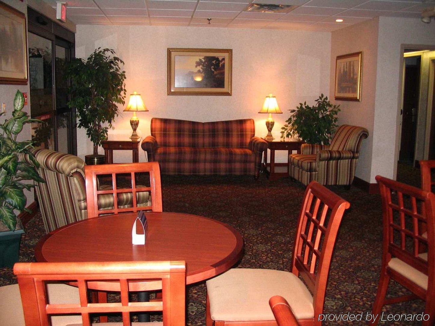 Hampton Inn East Peoria Exteriör bild